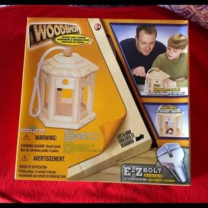 Peachtree Playthings gazebo bird feeder